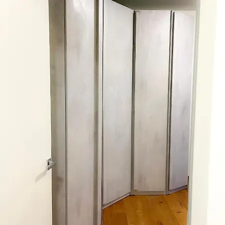 Lagrange Apartment Turin